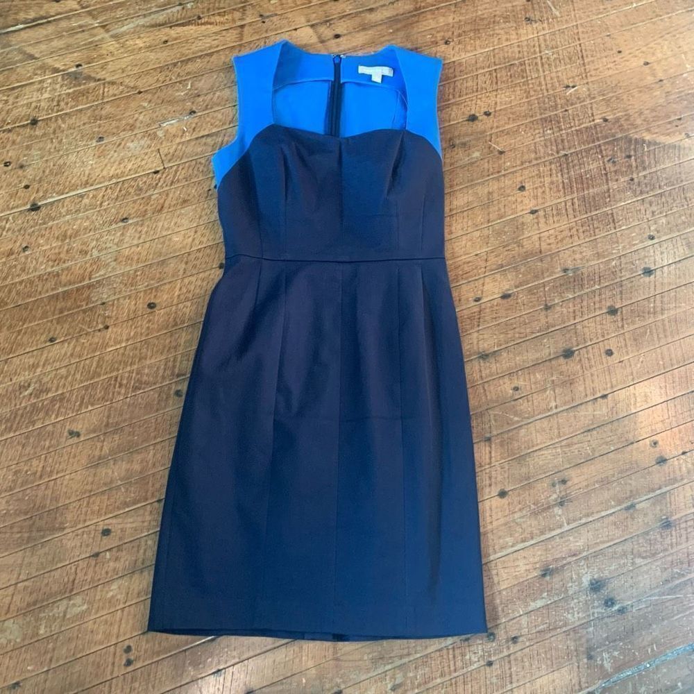 Banana Republic sweetheart neckline two tone blue 4 dress